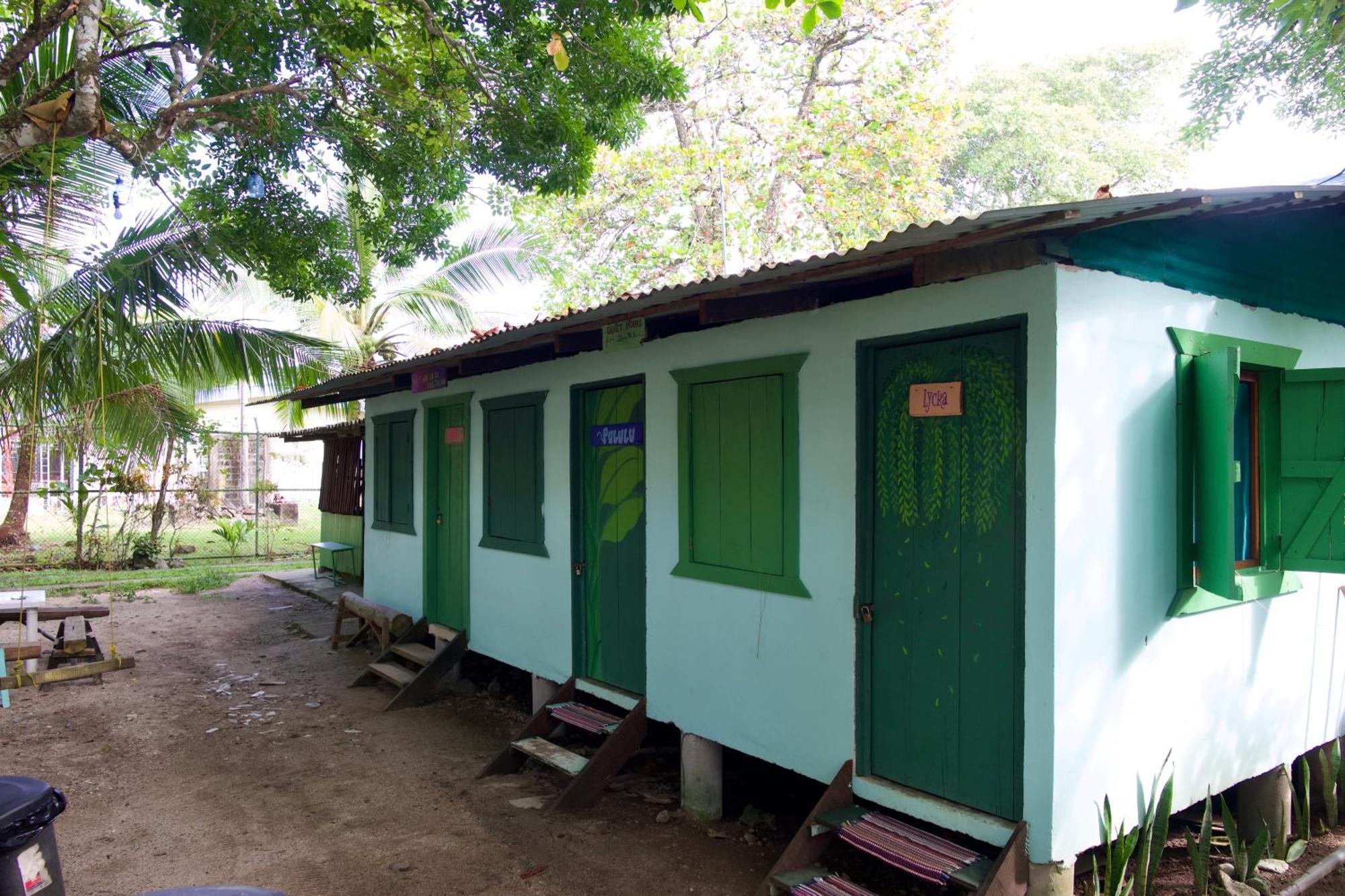 Casa Mamre Hostel Cahuita Luaran gambar