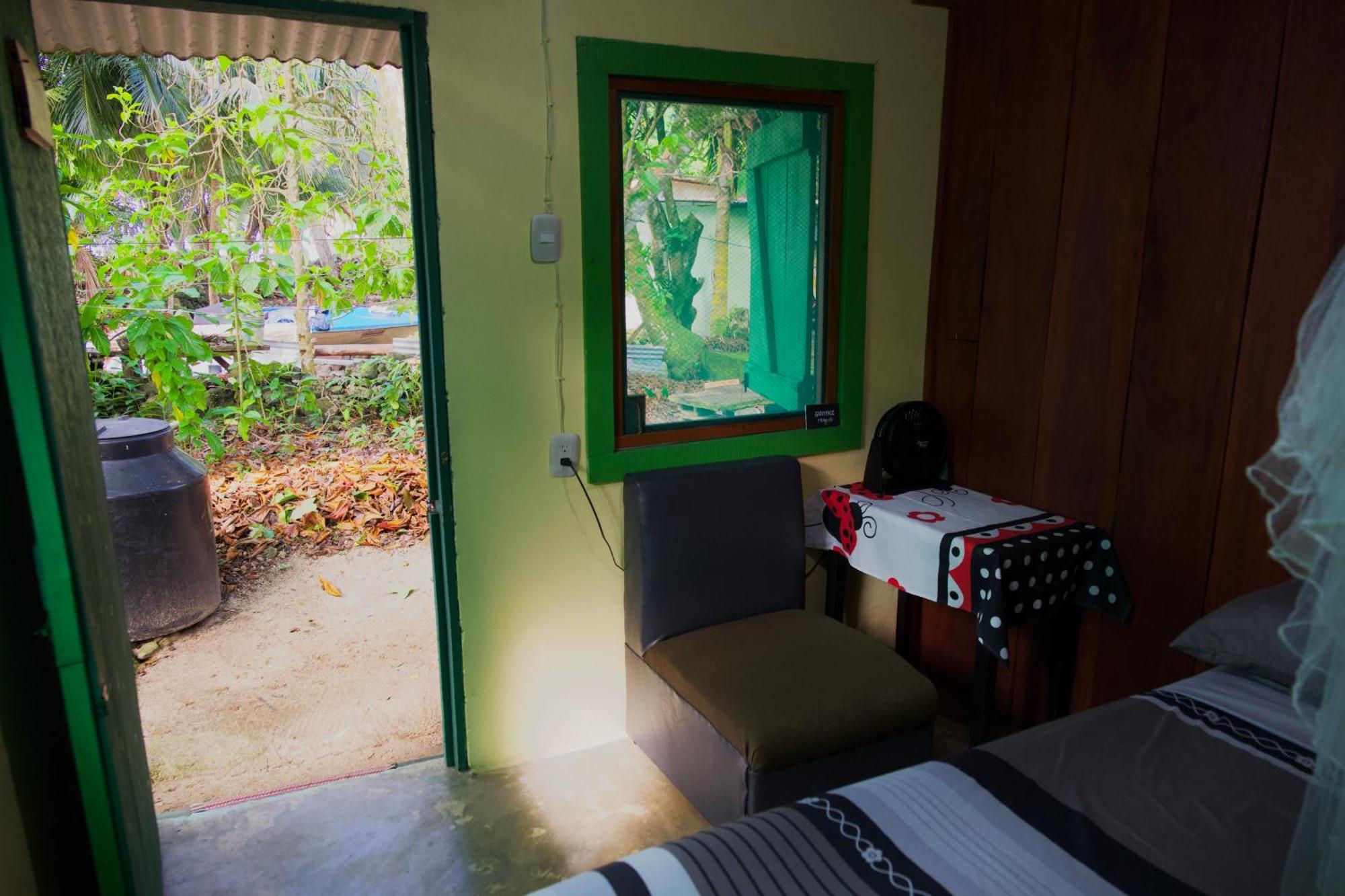 Casa Mamre Hostel Cahuita Luaran gambar