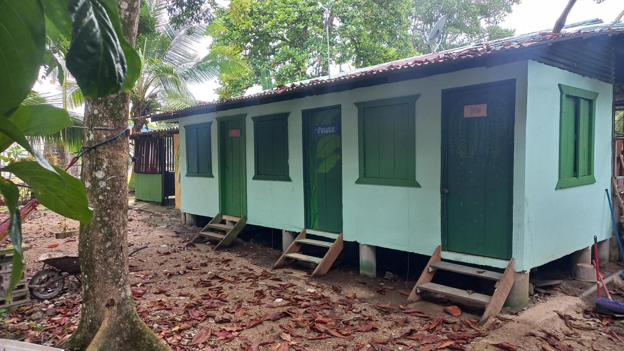 Casa Mamre Hostel Cahuita Luaran gambar