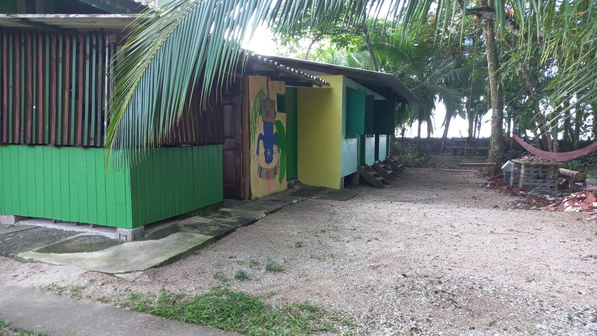 Casa Mamre Hostel Cahuita Luaran gambar